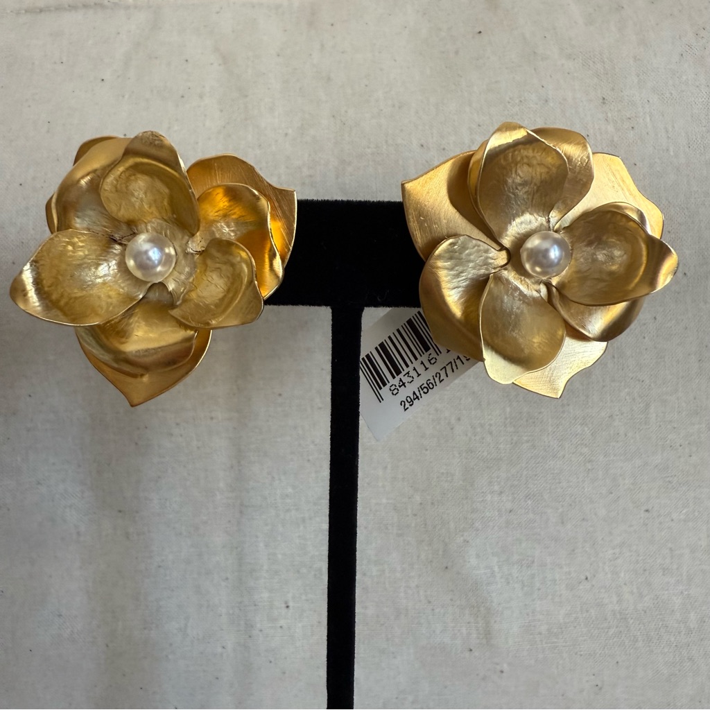 Shashi 14k Gold Plated Statement Floral Earring With Pearl Accent Nwt 65$